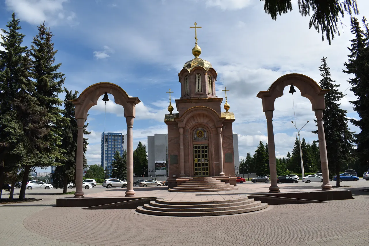 Часовня в честь иконы Божией Матери "Всех Скорбящих Радость" - памятник погибшим шахтерам Кузбасса