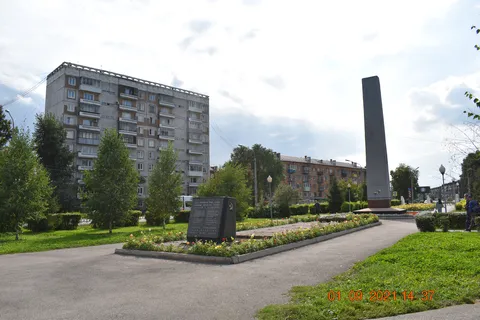 Обелиск павшим за утверждение Советской власти в г. Кузнецке