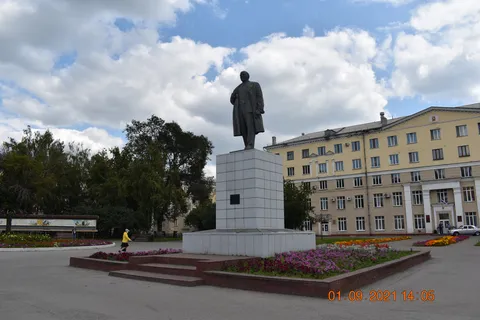 Памятник В.И. Ленину