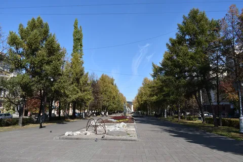 Бульвар ул. Весенней