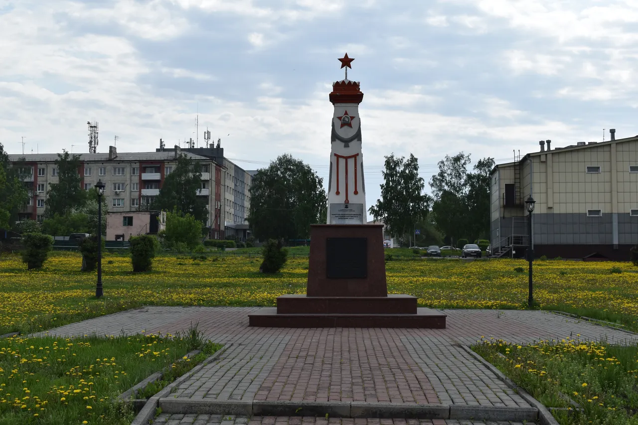 Памятник железнодорожникам, участникам мартовского восстания 1919 г.