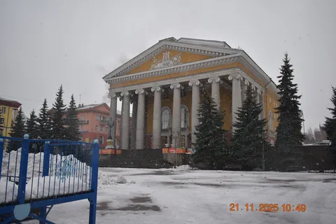 Драматический театр