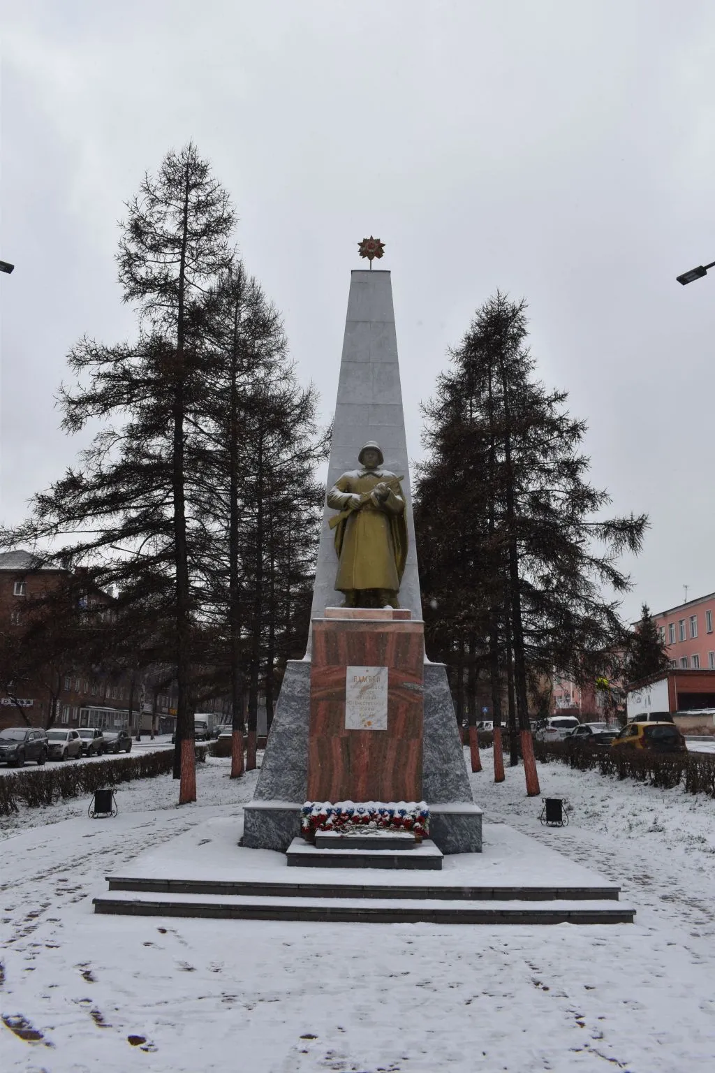 Памятник комсомольцам, павшим в Великую Отечественную войну 1941-1945 гг.