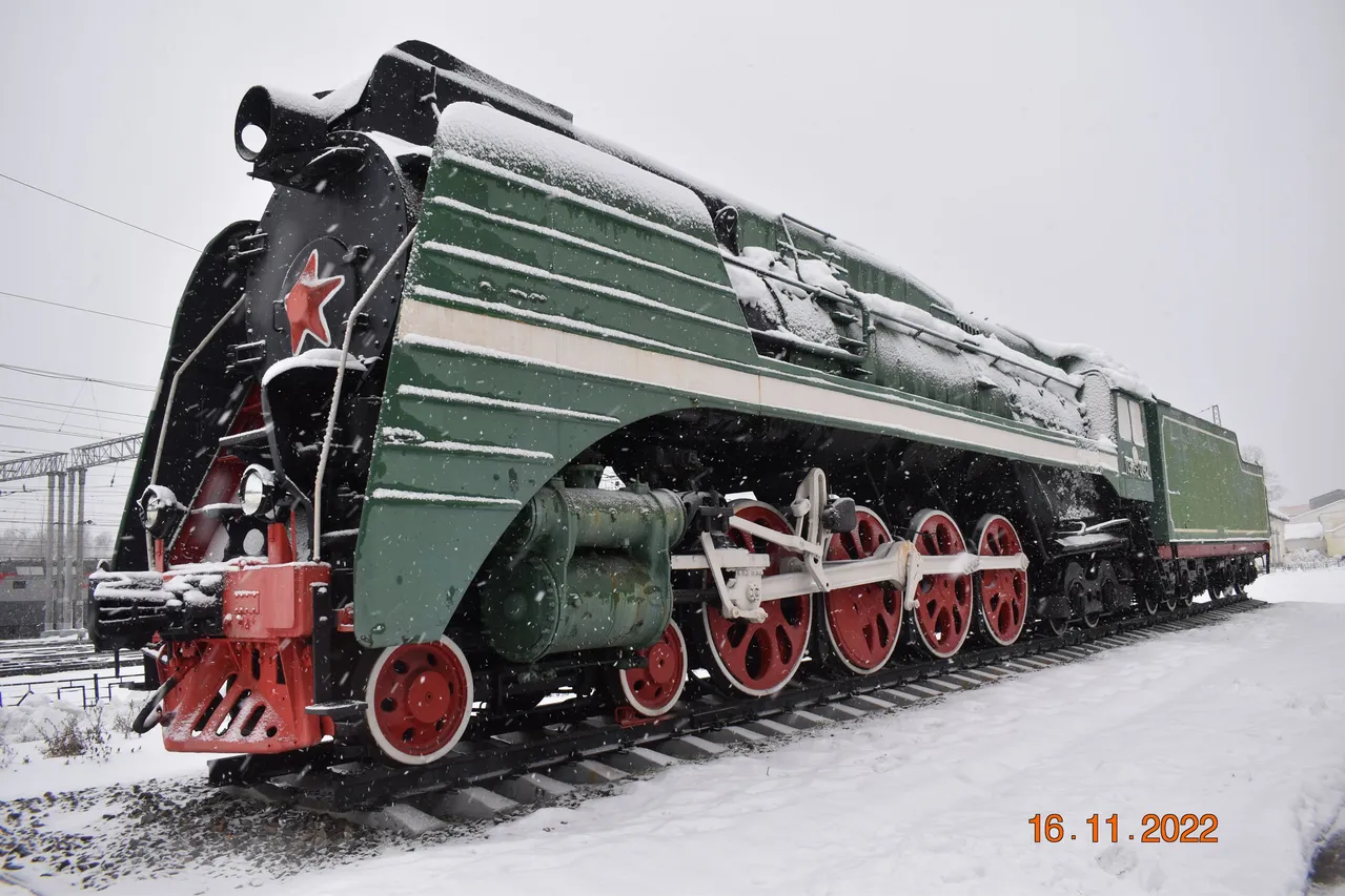 Паровоз "П36-0192" - памятник революционной, боевой, трудовой славы железнодорожников станции Тайга