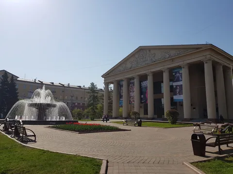 Драматический театр